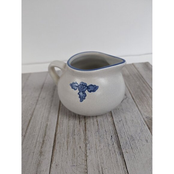 Pfaltzgraff Yorktowne Gravy Pitcher #2 Stoneware USA Blue - Picture 3 of 4